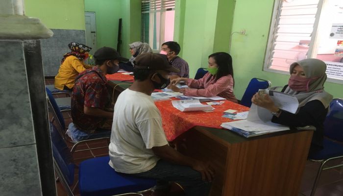 Penyaluran Bantuan Jaring Pengaman Sosial (JPS) Kabupaten 01